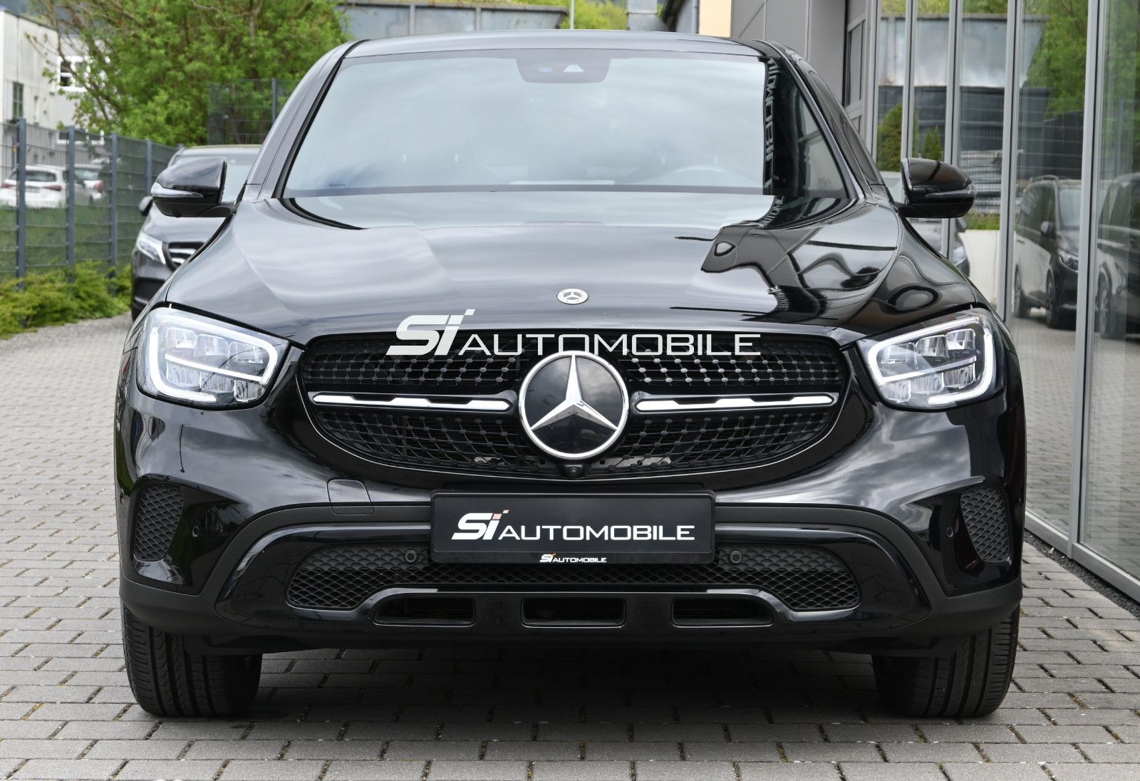 Fahrzeugabbildung Mercedes-Benz GLC 300 d 4M. Coupé NIGHT °ACC°AHK°360°STANDHEIZ