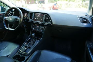 Fahrzeugabbildung SEAT Leon ST FR, Leder, Panorama, LED