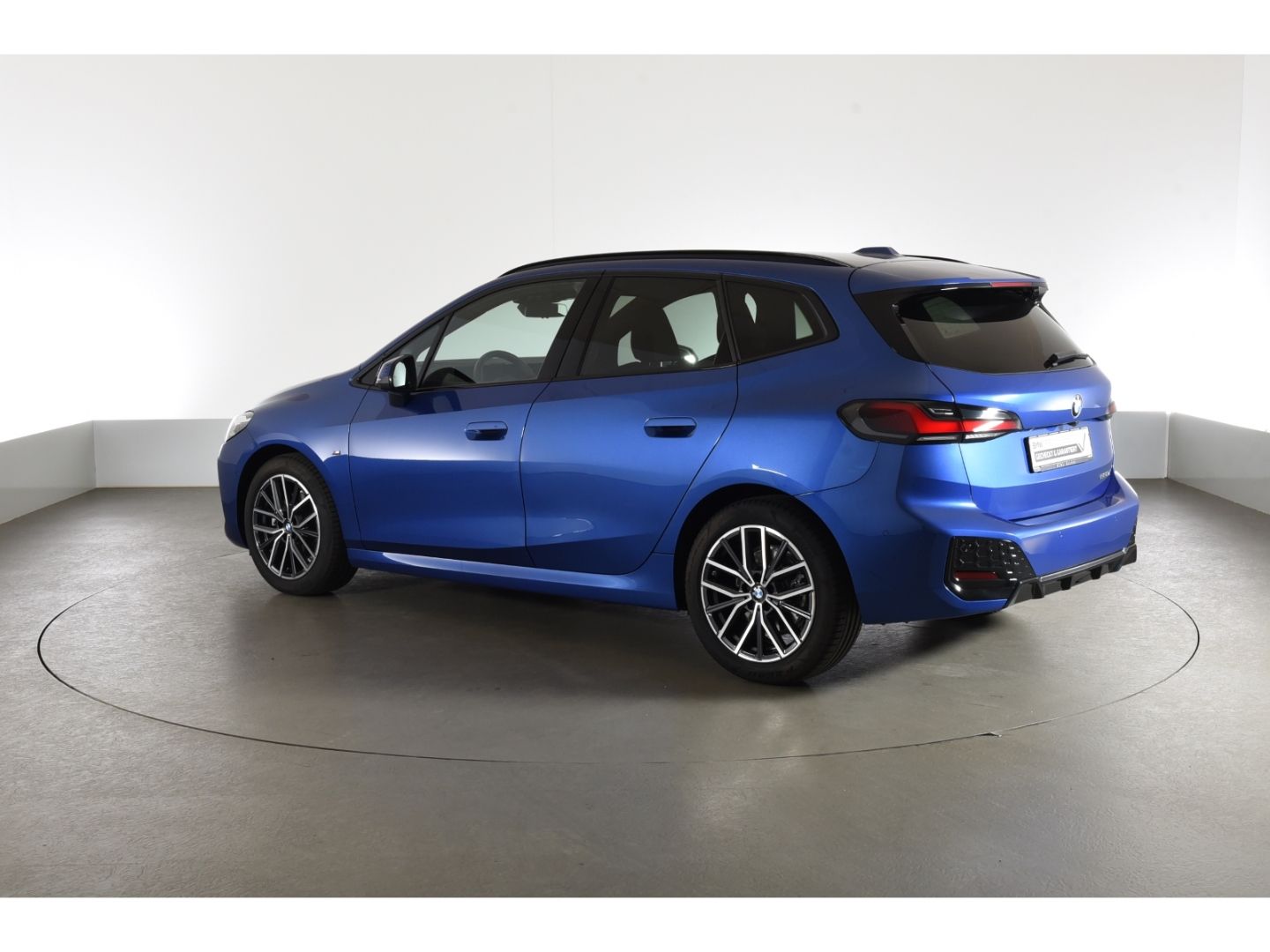 BMW 220 Active Tourer - Bild 2