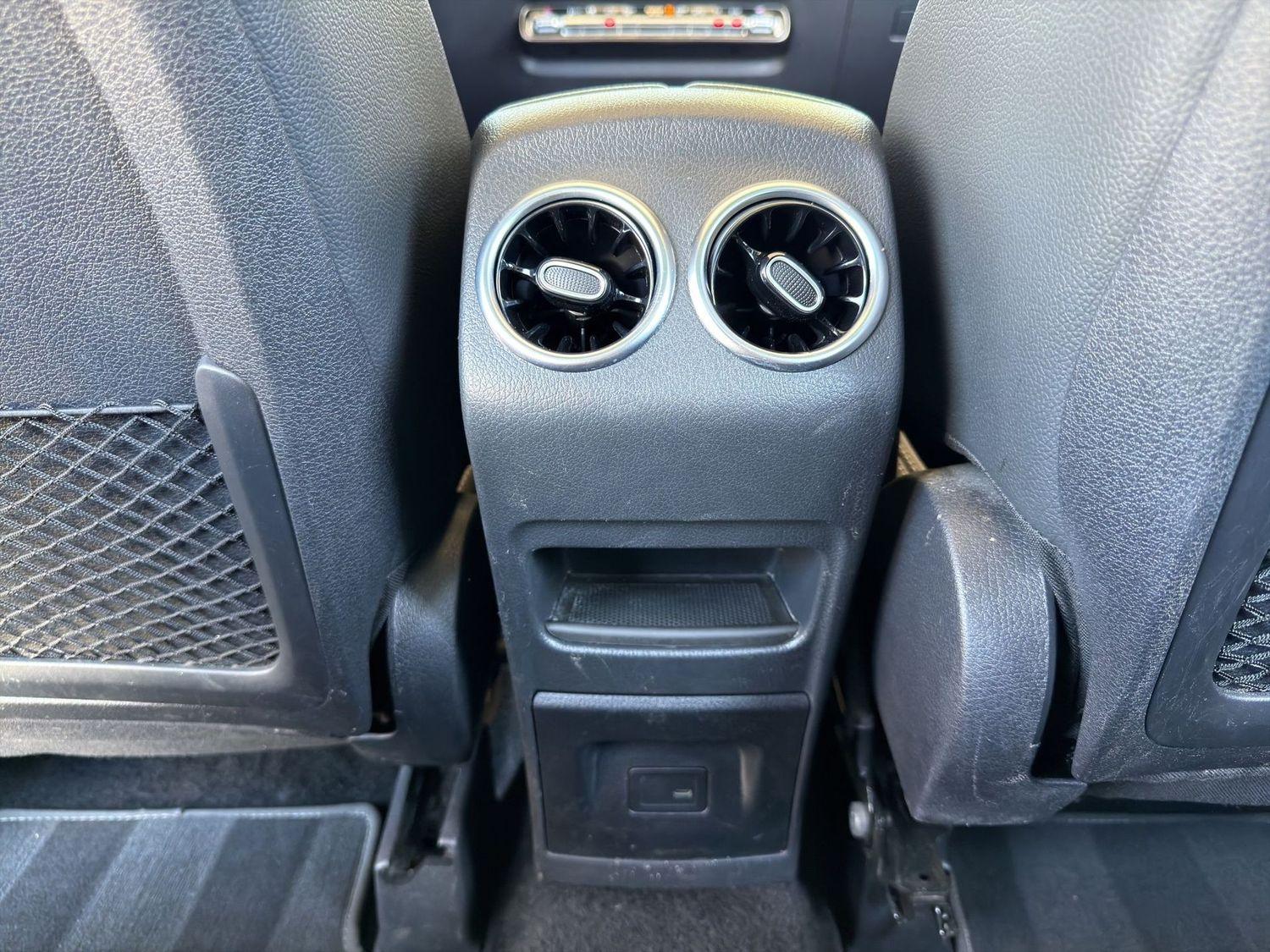 Mercedes-Benz GLB 7 Sitzer Panorama Navi LED PDC R-Cam AHK, миниатюра 24