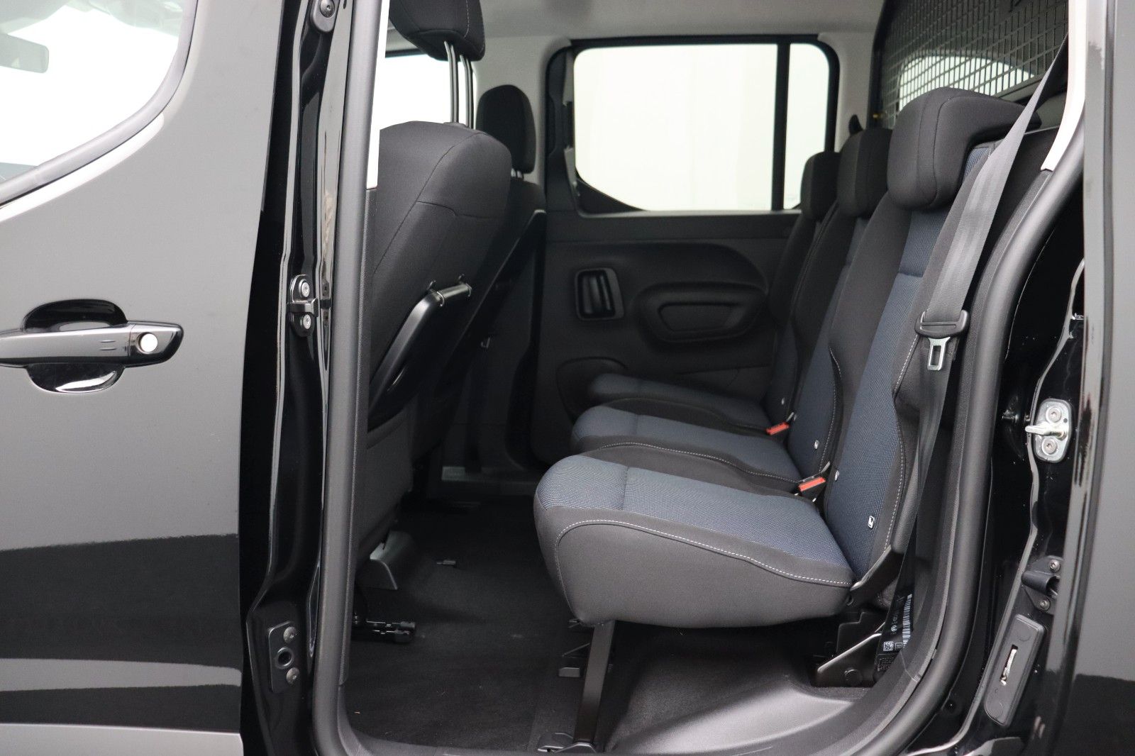 Fahrzeugabbildung Fiat Doblò Kombi L1 1.5 Diesel 96 kW Serie4