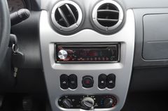 Fahrzeugabbildung Dacia Sandero Laureate 1,6L Bluetoth 1.Hand TOP