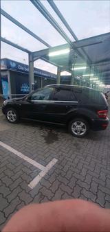 Mercedes-Benz Mercedez Ml 350 Grand Edition - Mercedes-Benz ML 350: Grand Edition