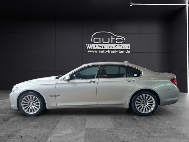 Fahrzeugabbildung BMW 740d xDrive*Ambiente*Kamera*Standheizung*AHK*