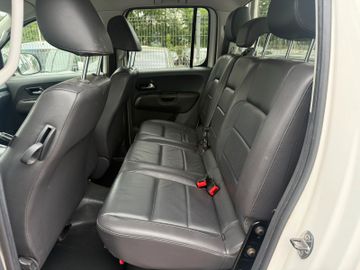 Volkswagen Amarok - 8