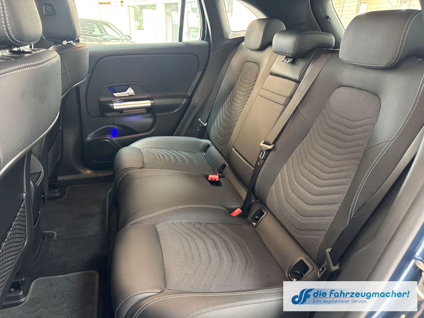 Fahrzeugabbildung Mercedes-Benz EQA 250 Navi Digitales Cockpit LED El. Heckklapp