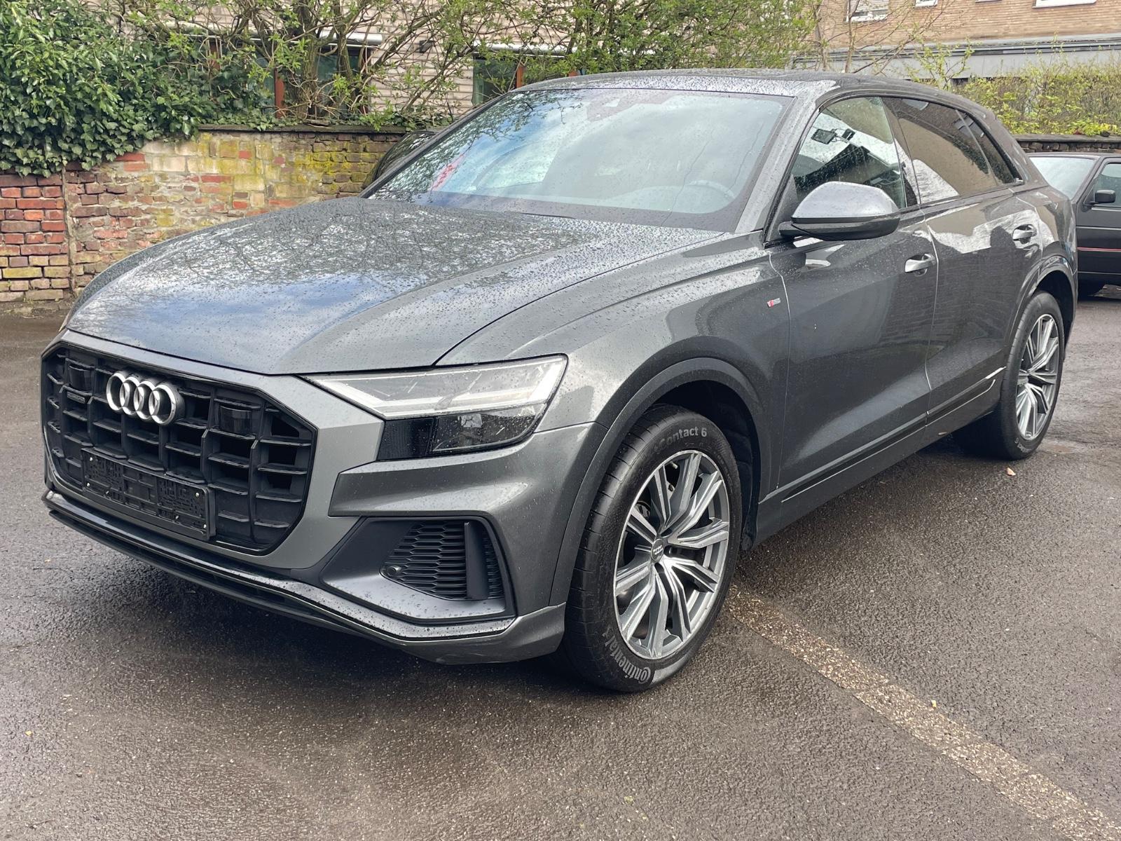 Audi Q8 50 TÜV NEU S-LINE