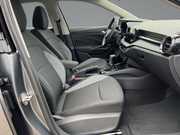 Skoda Fabia - 10