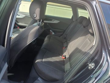 Audi A4 - 11