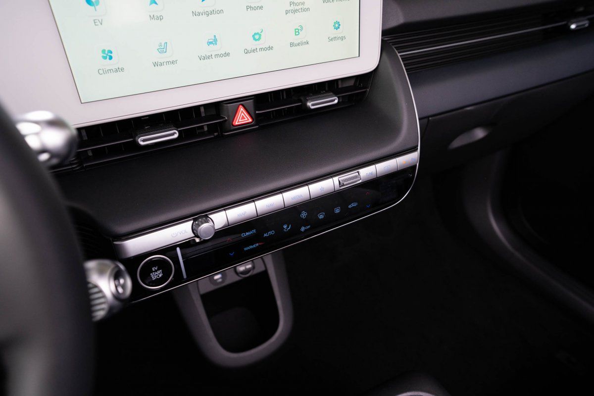 Fahrzeugabbildung Hyundai IONIQ 5 77,4kWh AWD DYNAMIQ Assi LED Parkpaket