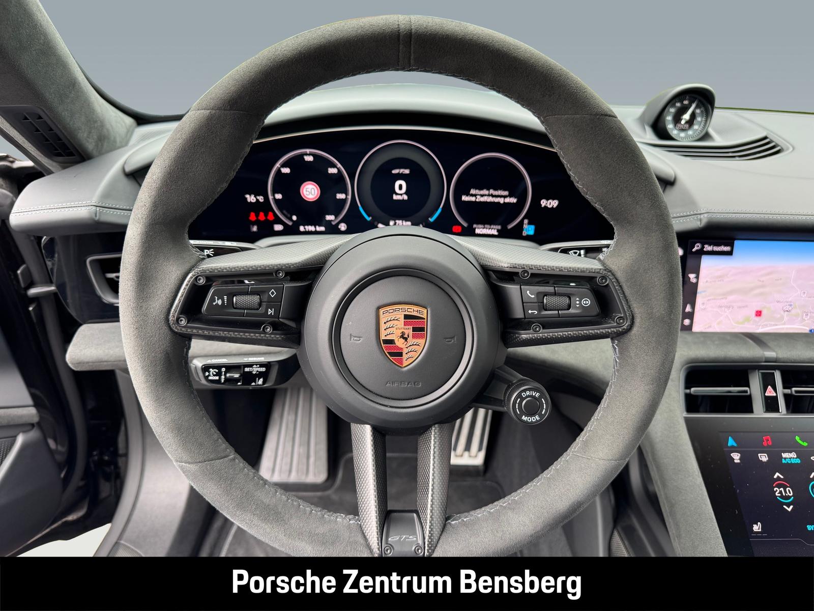 Porsche Taycan GTS
