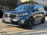 Kia Sorento Platinum Edition 4WD - gebrauchte Kia Sorento aus dem Jahr 2015