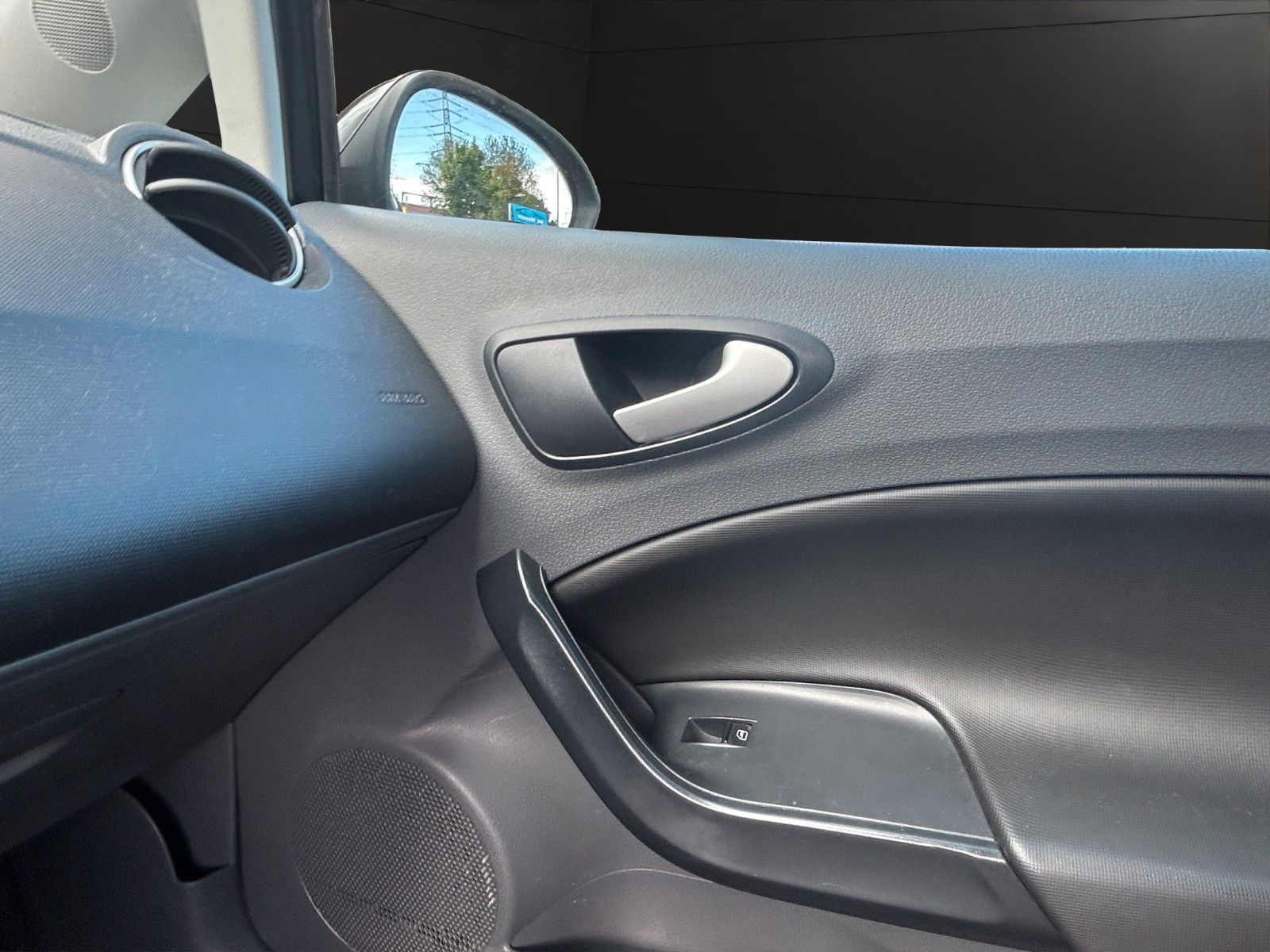 Fahrzeugabbildung SEAT Ibiza Lim. Stylance / Klimaautomatik/ 2.Hand /