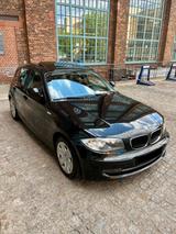 BMW 116i Bj.2010 LCI Facelift 6Gang AHK Kl... - BMW 1er F20 mit Facelift