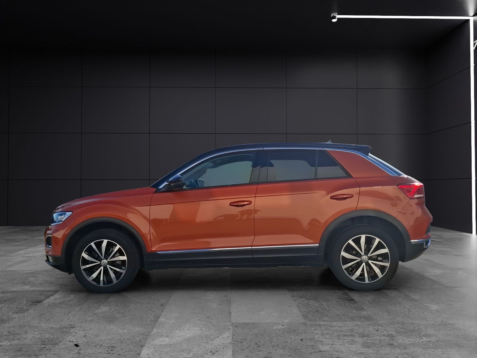Fahrzeugabbildung Volkswagen T-Roc TDI Style 4M LED Navi AHK ACC SH