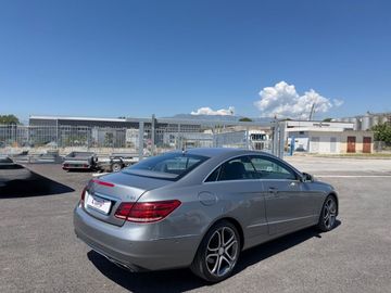 Mercedes E 220 - 7