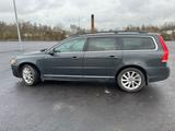 Volvo V70 180PS 2.0 Kombi Momentum 48865 - graue Volvo V70