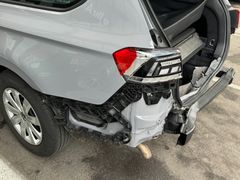 Fahrzeugabbildung Volkswagen Passat Variant 2,0 TDI DSG Unfall  Airbag`s O.K.