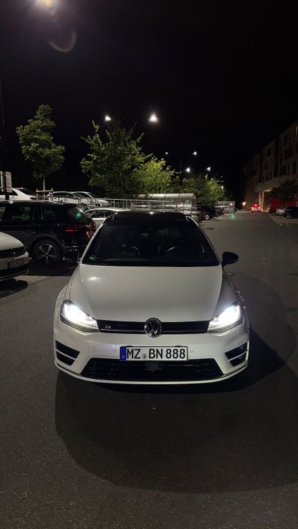Image of Volkswagen Golf