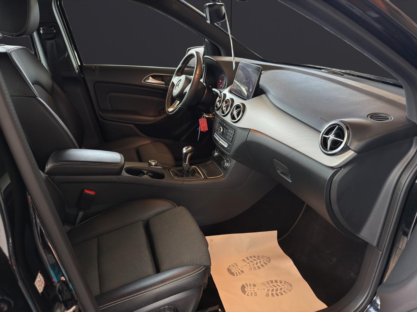 Mercedes-Benz B 180 Urban Style Edition*Garantie*TüvNEU*