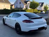 Porsche Panamera 4 GTS 4.8 V8 Black Edition - Porsche Panamera Gebrauchtwagen in Frankfurt