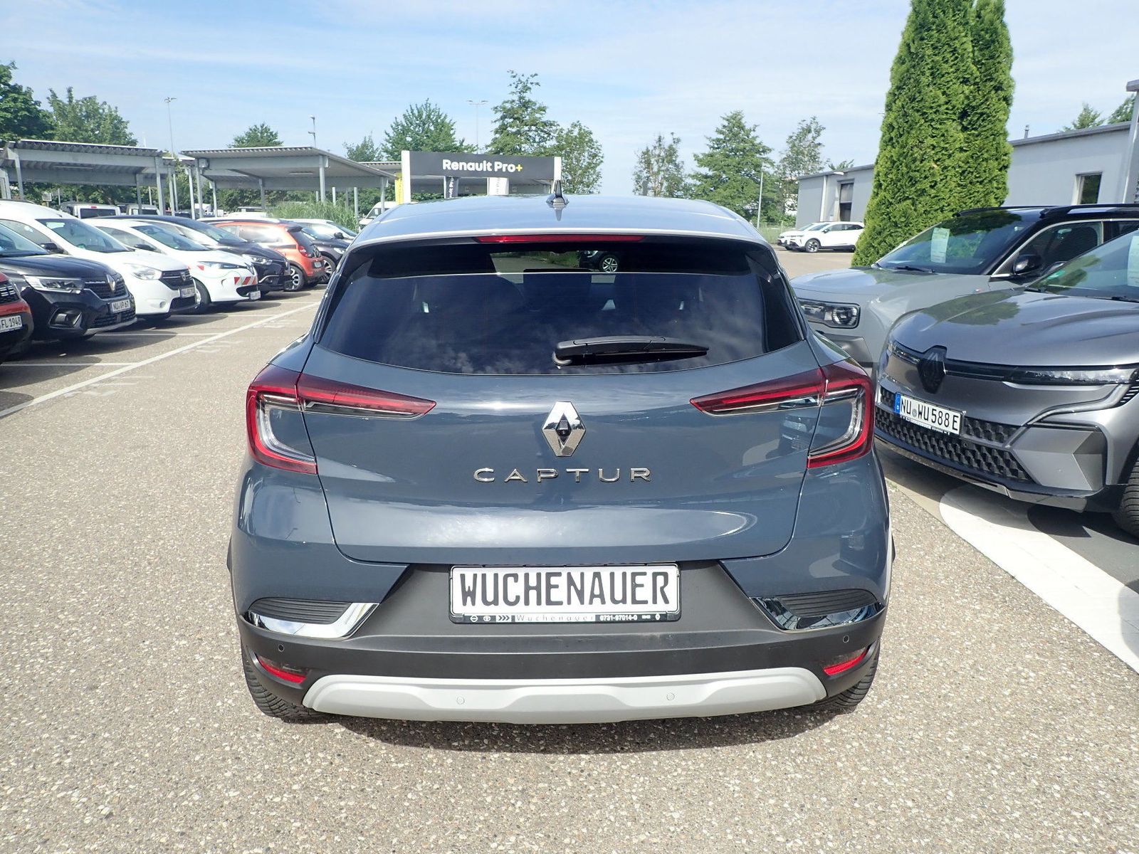 Fahrzeugabbildung Renault Captur Techno Mild Hybrid 140