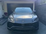 Lamborghini Urus 4.0 V8 Autom. -B&O*Carbon*Matt*Pano*Voll - gebrauchte Lamborghini Urus aus dem Jahr 2022