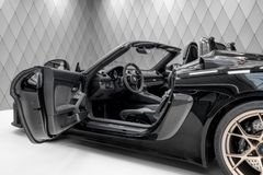 Boxster 718 RS Spyder BLACK/BLACK WEISSACH PACK