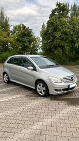 Mercedes-Benz B 150 - Automatik - TOP Zustand, viel NEU