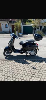 Piaggio VESPA SPRINT 50 4T 4V mit Top-Case (4,35 PS)  - Piaggio Motorräder in München
