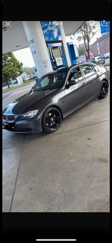 BMW  E90 325 Diesel - BMW 325 aus 2007: 325d