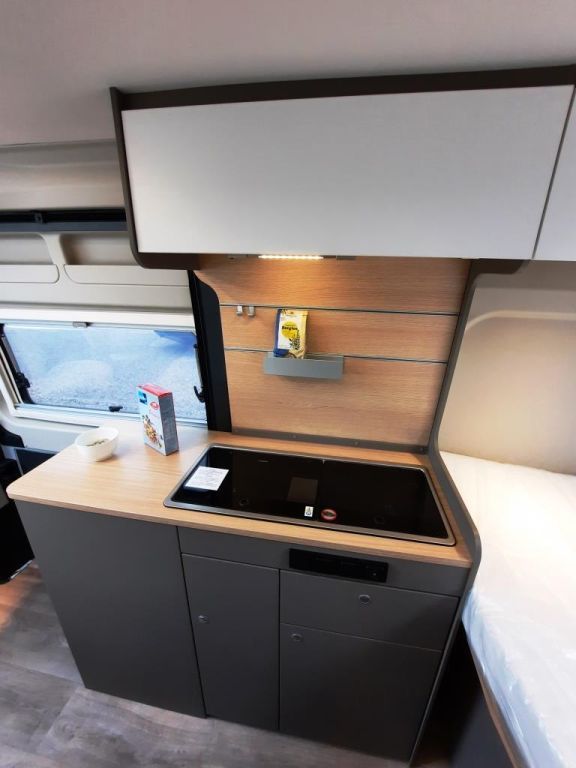Fahrzeugabbildung LMC Innovan 600 Verfüg./Sparen Sie 12.001,- €