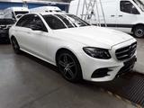 Mercedes-Benz E 220d Limo AMG Line INTI-LIGHT*KAM*CARPLAY*WIDE - Mercedes-Benz mit Diesel-Antrieb