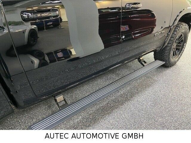 Fahrzeugabbildung Dodge LARAMIE SPORT NIGHT ED-OFF ROAD-TAILGATE-12