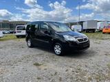 Peugeot Partner Tepee 1.6 HDI Active Klima - schwarze Peugeot Partner Tepee