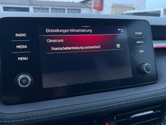 SKODA Fabia beheizb. Frontsche+Lenkrad SHZ ACC CarPlay