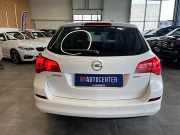 MYAUTOCENTER – Gebraucht- und Jahreswagen mit Werkstattservice in Pfaffenhofen Opel Astra J Sports Tourer Design Edition *PDC*Klima*