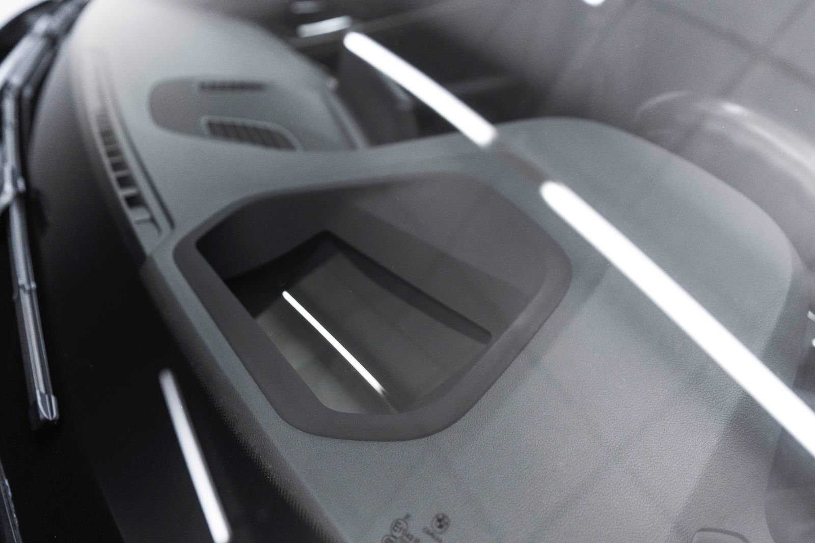 Fahrzeugabbildung BMW 530i xDrive M-Performance HUD LED KAM TOTW NAV