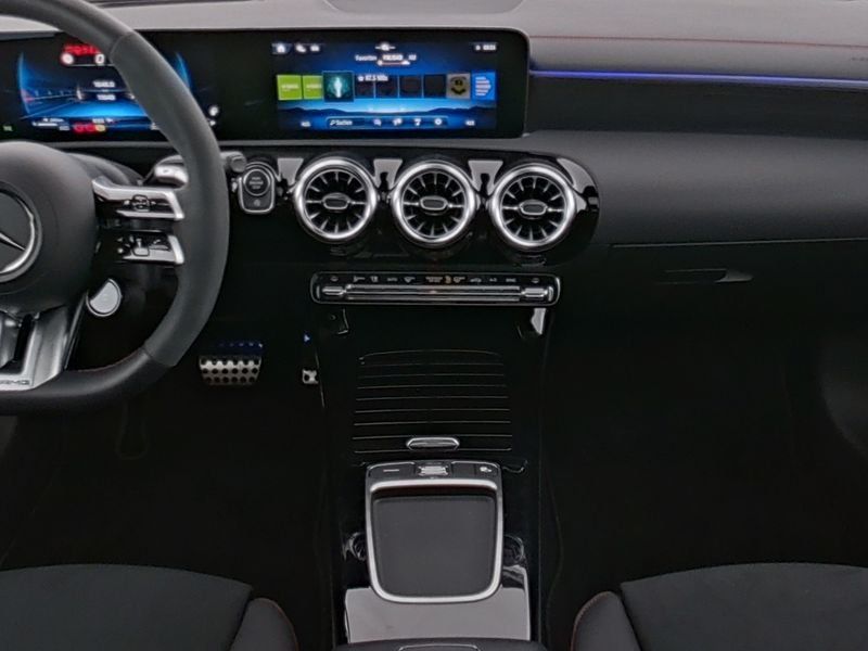 Fahrzeugabbildung Mercedes-Benz CLA 45 S 4M PANO+AERO-P+NIGHT I&II+360°+HUD+BURM