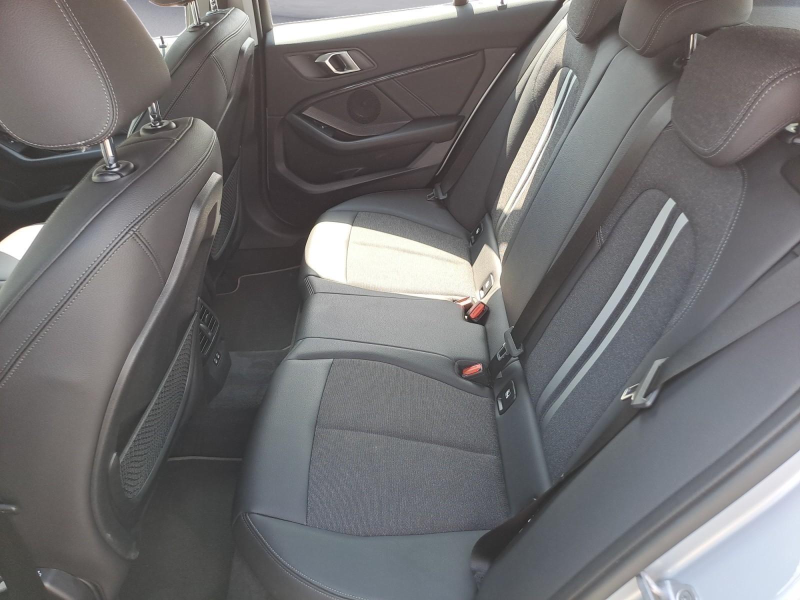 BMW 118 i Sport Line Navi / Head-Up / Sportsitze, миниатюра 27