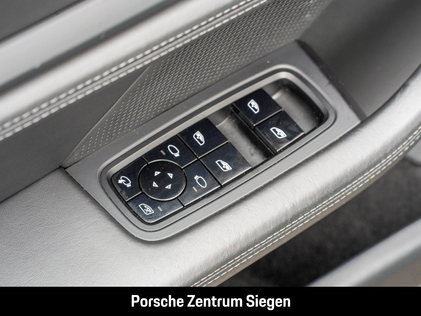 Porsche Taycan 4S Cross Turismo Pano 21Zoll BOSE Memory foto 25
