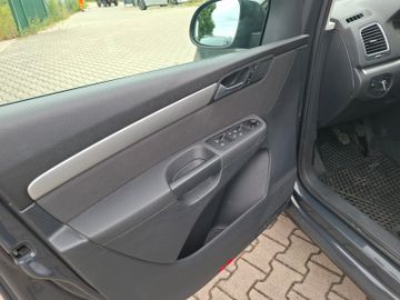 Volkswagen Sharan - 8