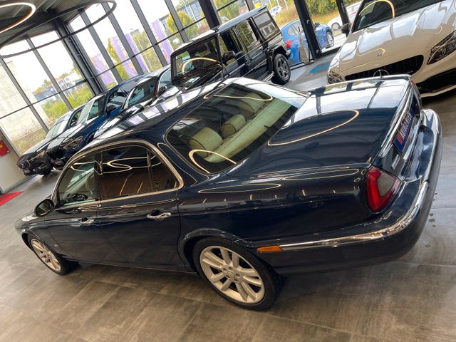Jaguar XJ 2.7 D XJ6 Sovereign *Klima*Navi*PDC*Bluetooth