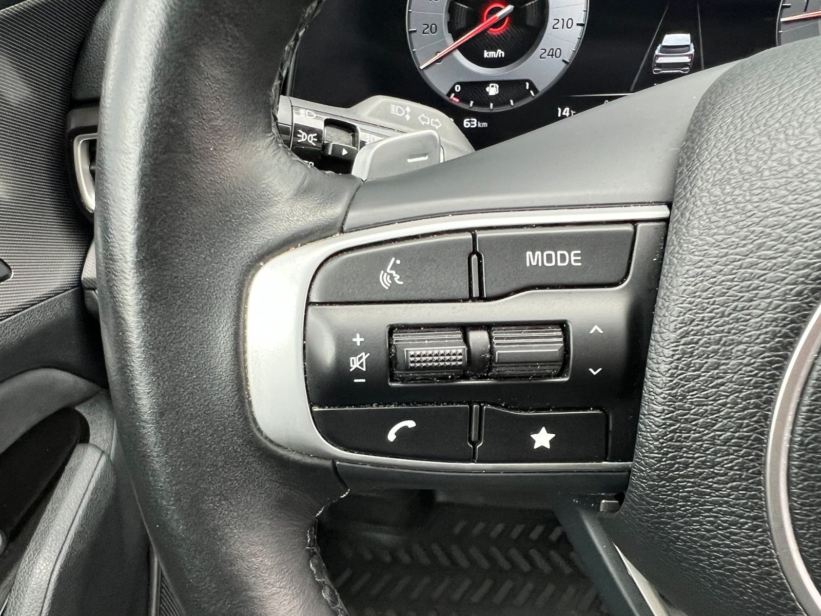 Fahrzeugabbildung Kia Sportage GT-Line 1.6 T-GDI Mild-Hybrid 4WD *Stan