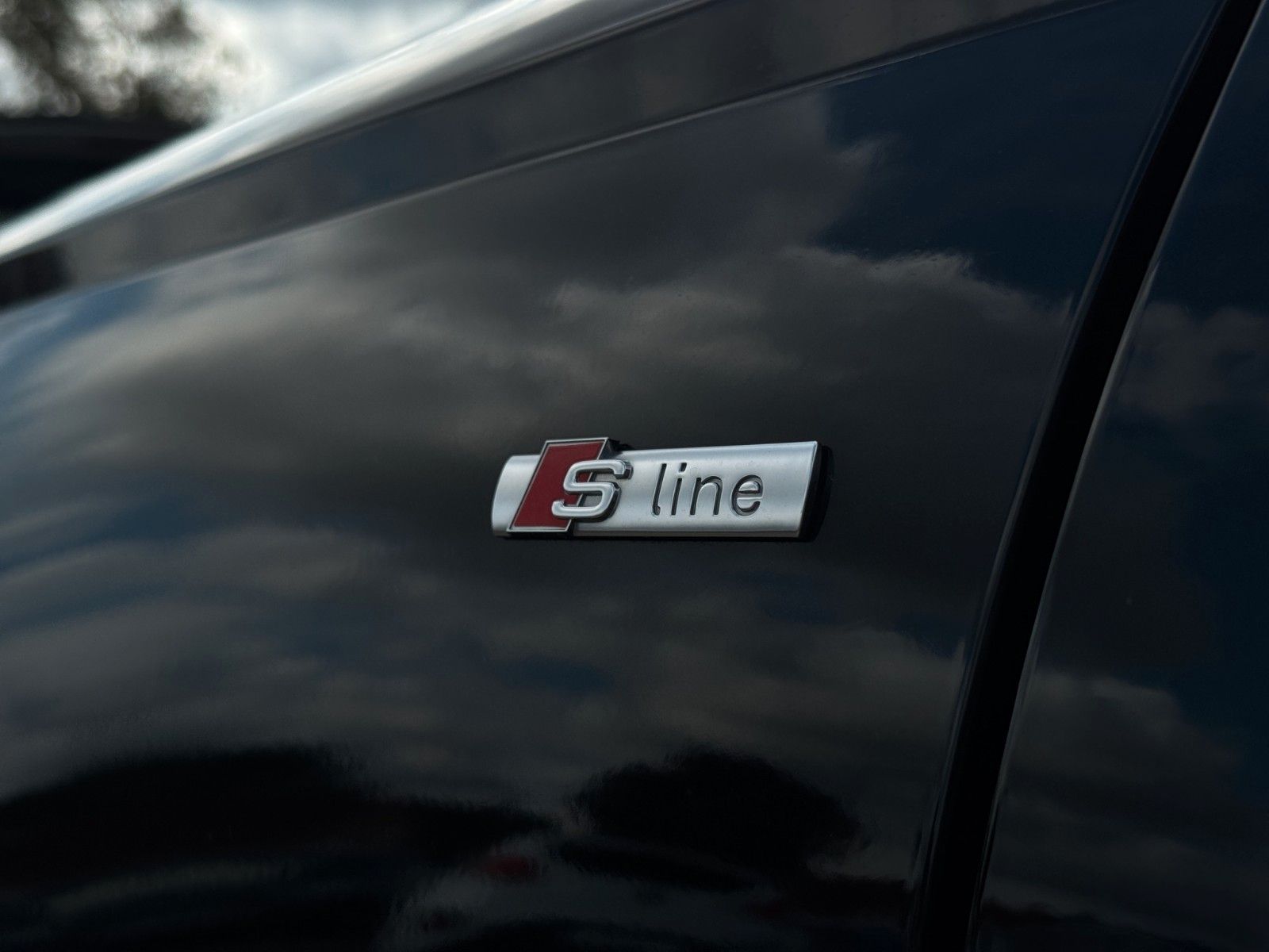 Fahrzeugabbildung Audi A6 Avant 2.0 TDI*ST-Heiz*S-Line*Pano*Head-Up*AHK