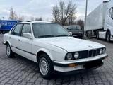 BMW 318 Oldtimer - BMW 318 aus 1987
