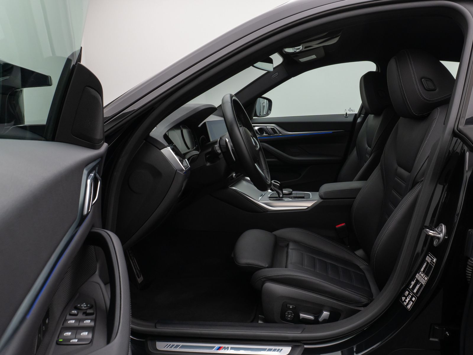 Fahrzeugabbildung BMW M440i xD  Gran Coupé Laser HUD DAB HiFi Komfort