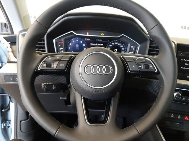 Fahrzeugabbildung Audi A1 Sportback 25TFSI advanced SHZ LED PDC 17"
