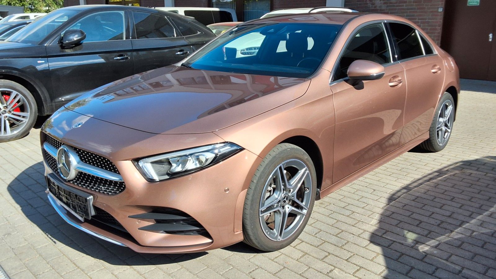 Mercedes-Benz A 250 Limousine AMG Line Top 1.Hand
