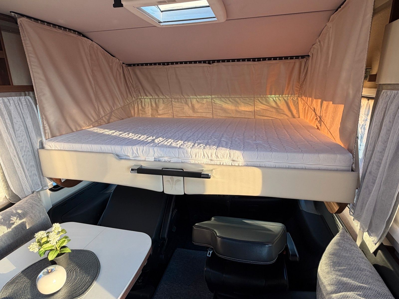 Fahrzeugabbildung Niesmann + Bischoff Arto 85 E